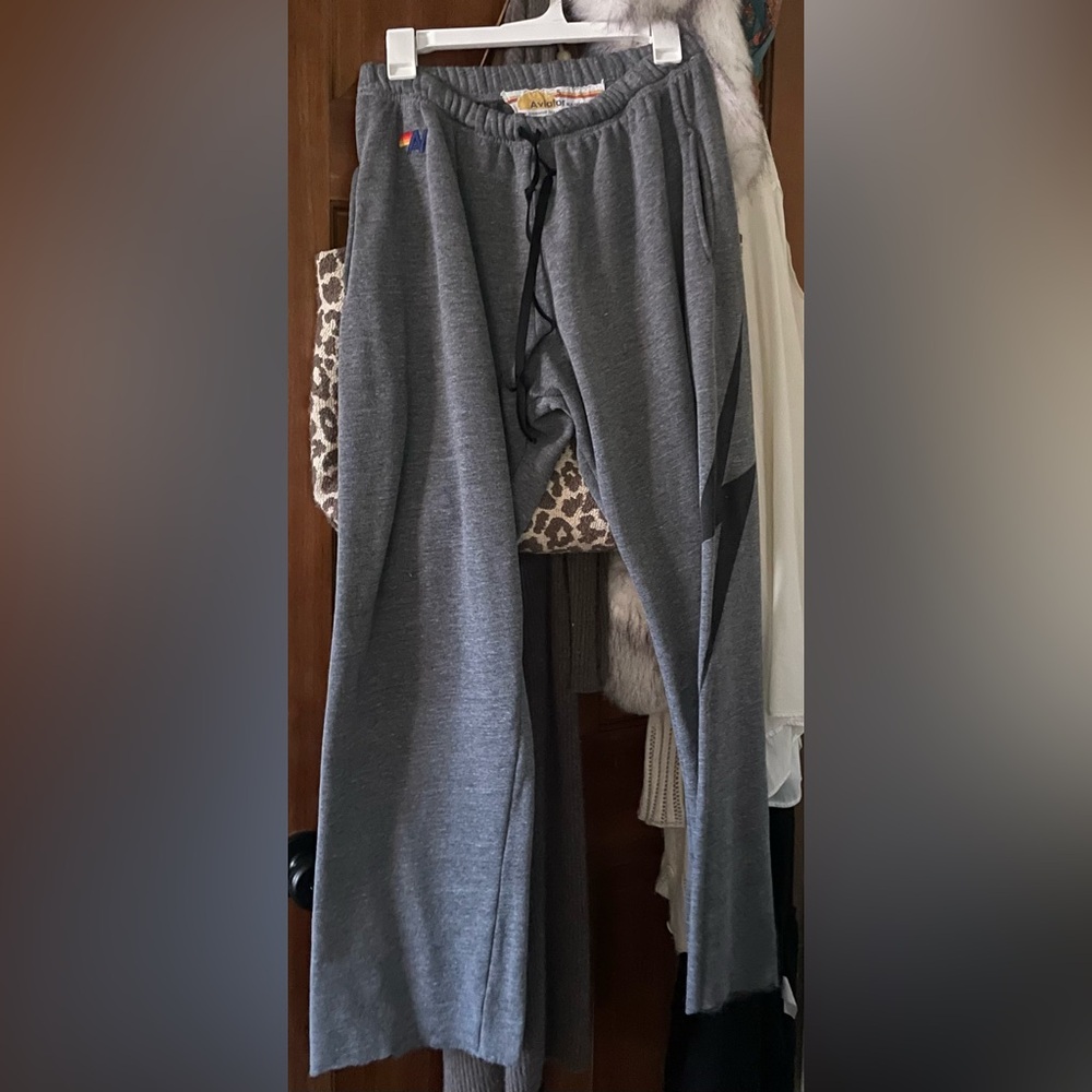 Aviator Nation BOLT SWEATPANTS - HEATHER GREY Current on site for $ 156.00